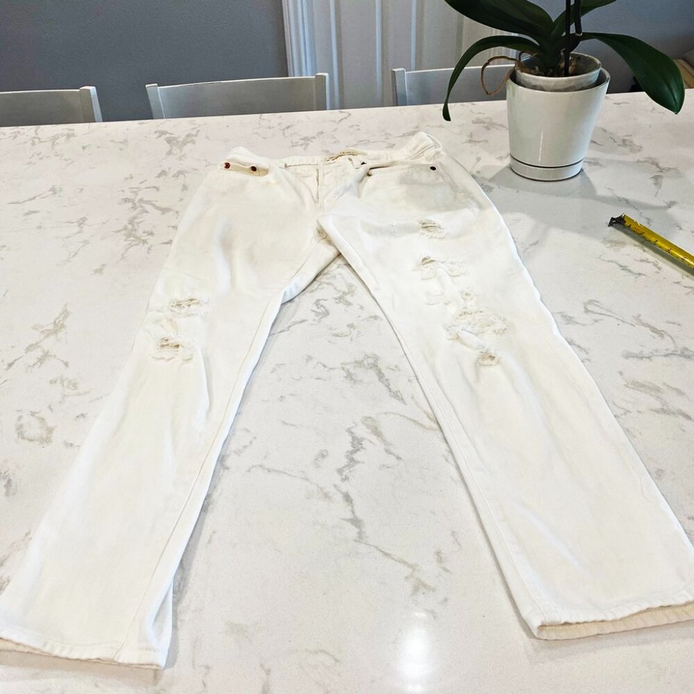 Gap 1969 White Distressed Relaxed Boyfriend Jeans Size 26 Button Fly